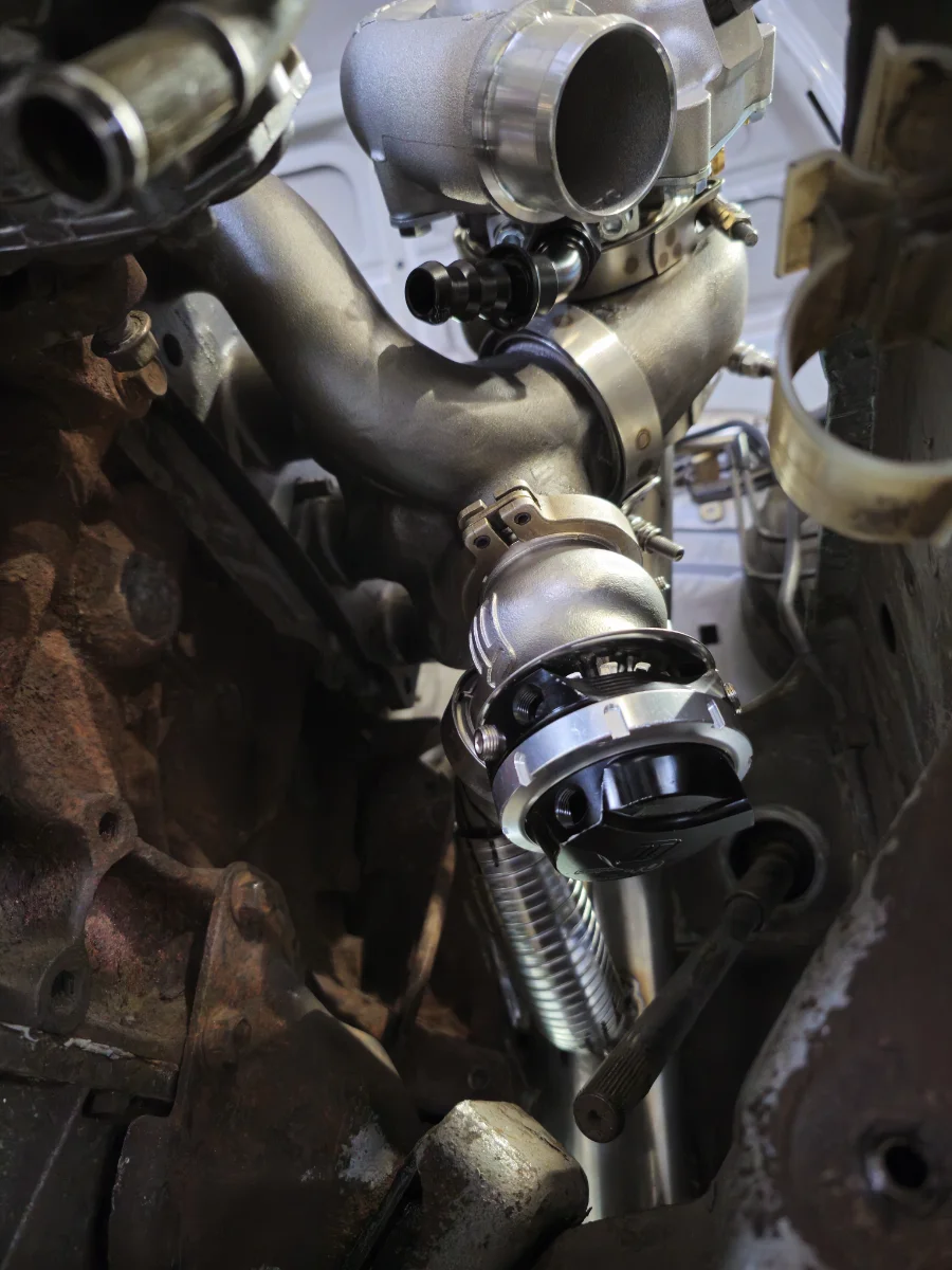 Reverse Rotation EWG Top Mount Turbo Kit | MX5 NA/NB